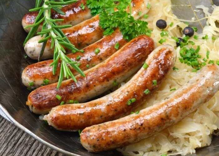 How to Cook Bratwurst Wisconsin Style A Flavorful Guide