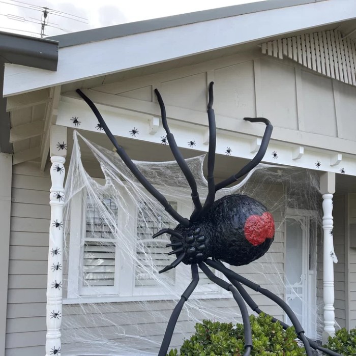 How to make giant spider halloween decoration