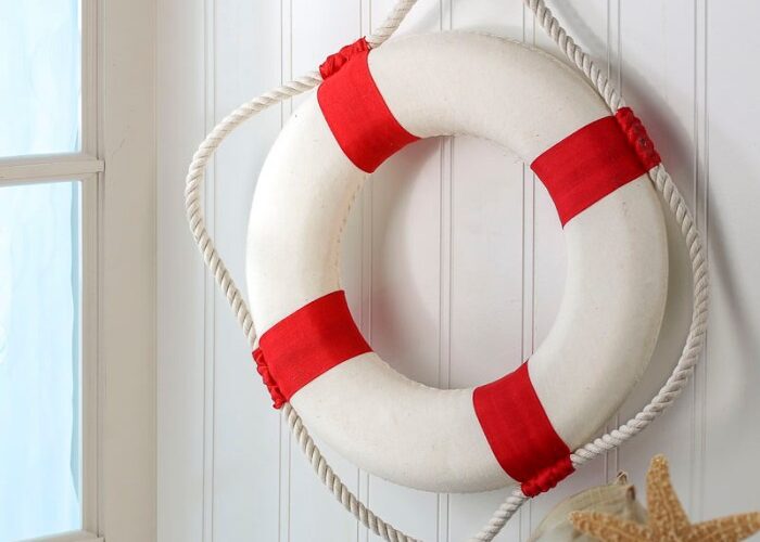 How to Make a Life Preserver Ring Decoration